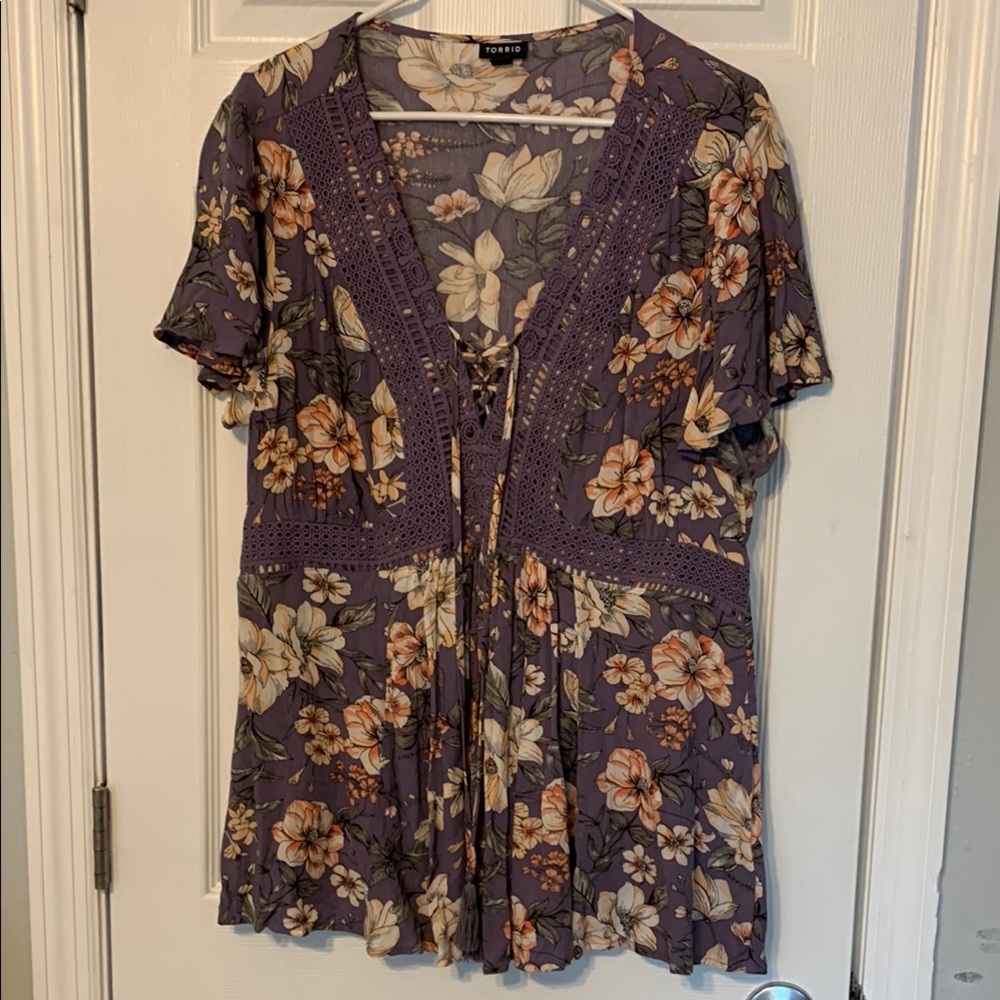 Torrid Top - Picture 2 of 5